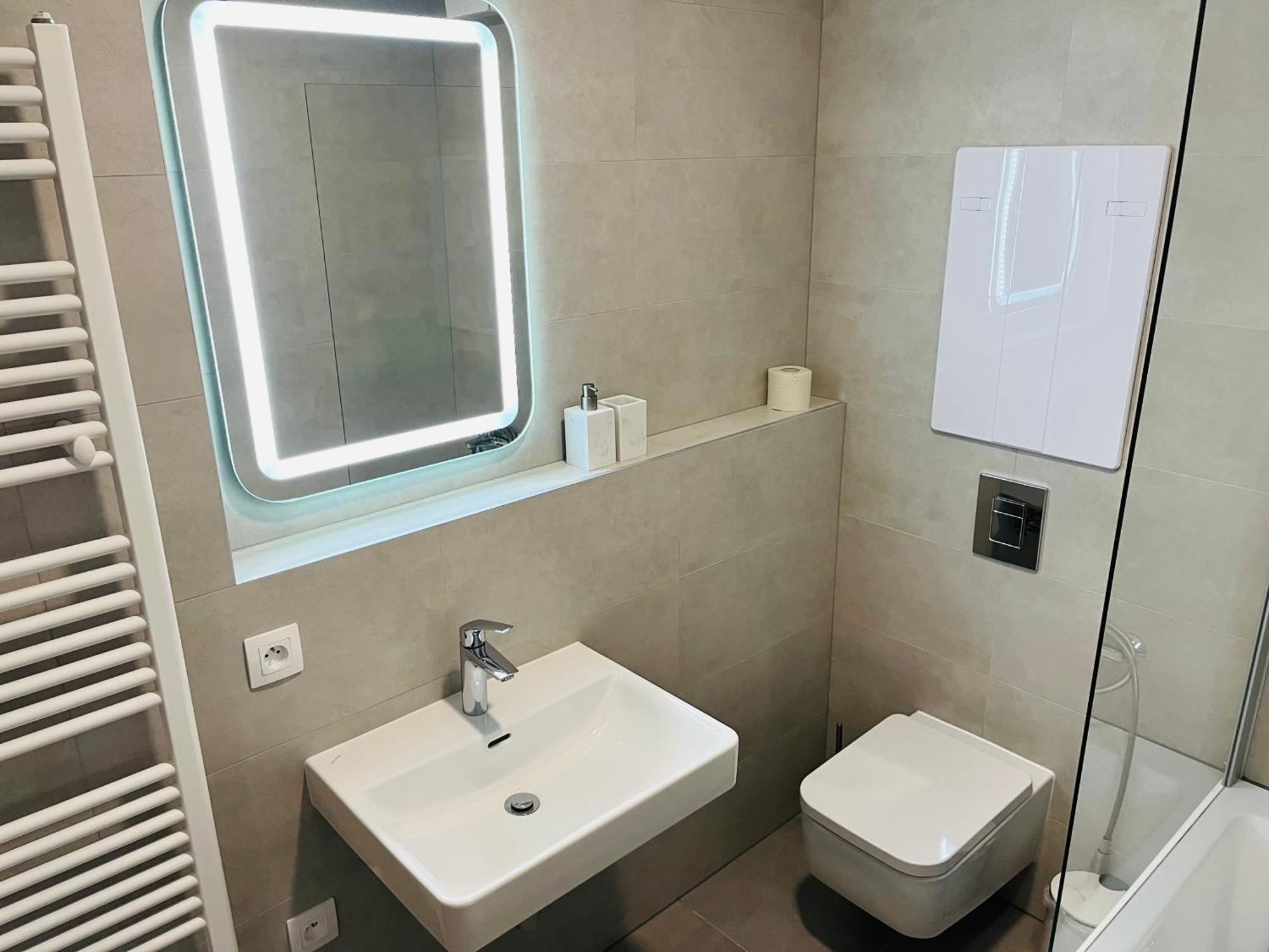 Apartman Sitka Trencin Exterior foto