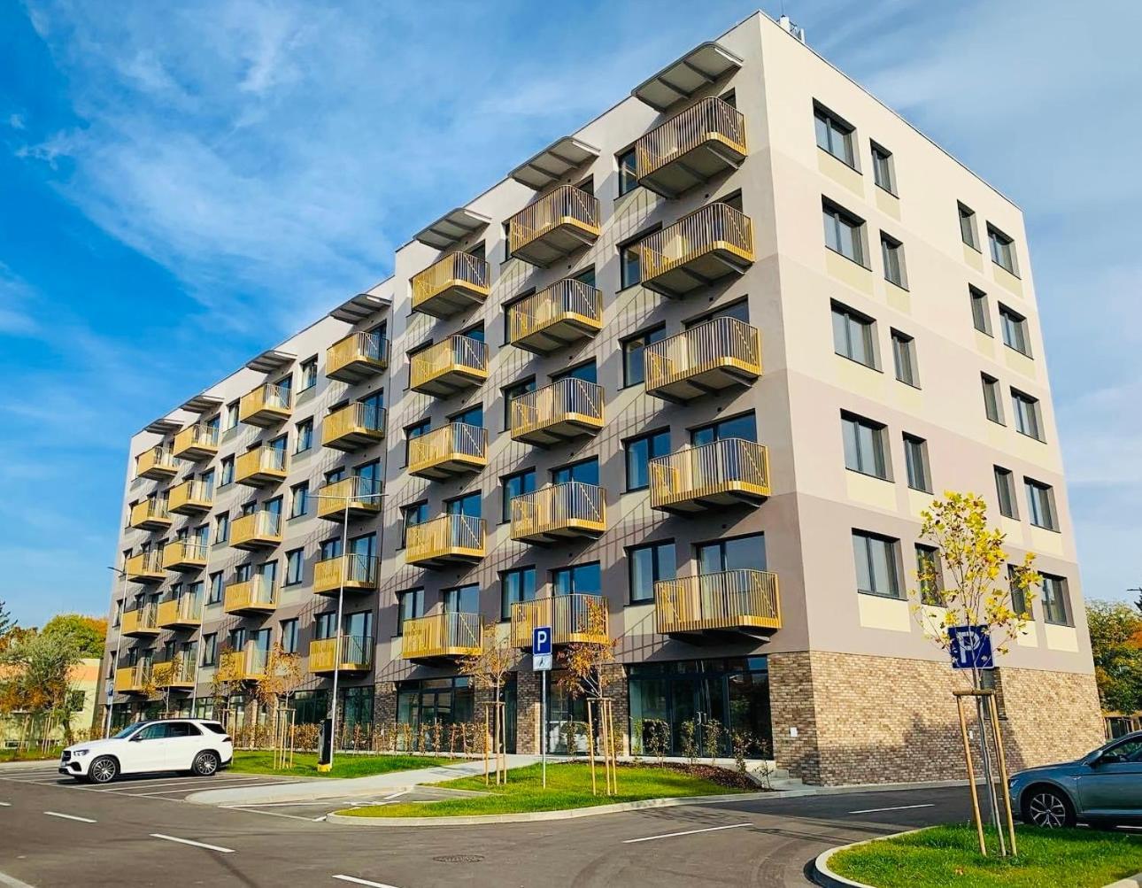 Apartman Sitka Trencin Exterior foto